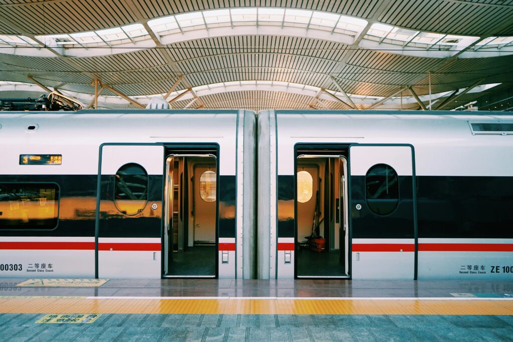 電車ホーム